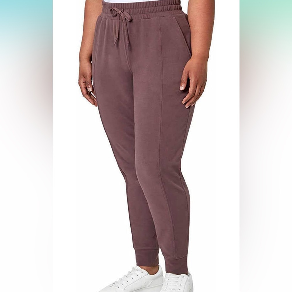 Mondetta joggers, Size M